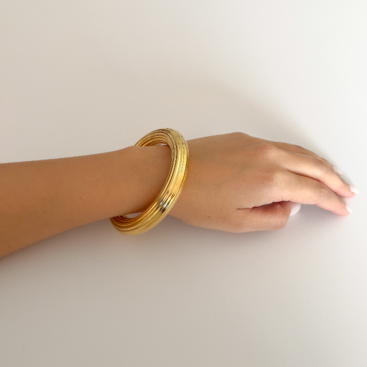 Pulsera Jumbo Retro Dorada