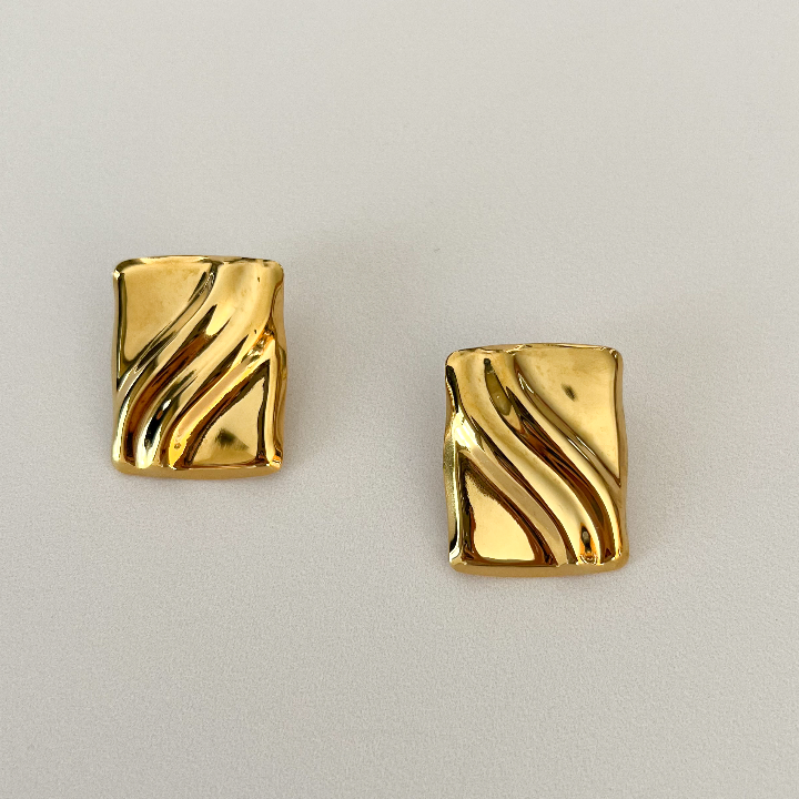 Aretes Dana