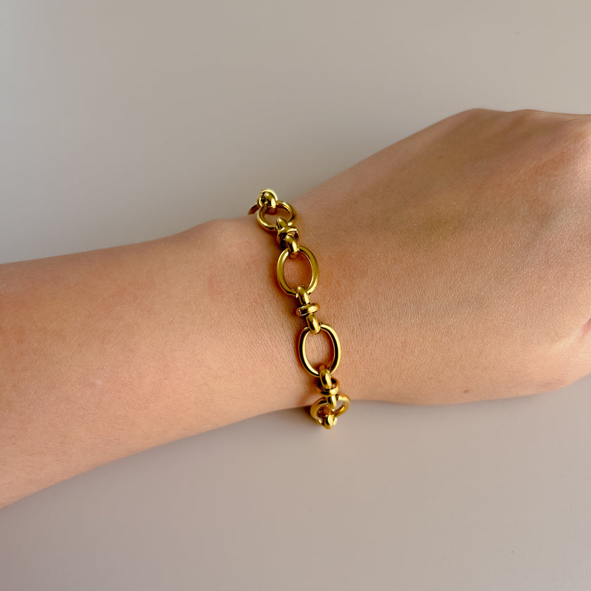 Pulsera Os Entrelazada Dorada