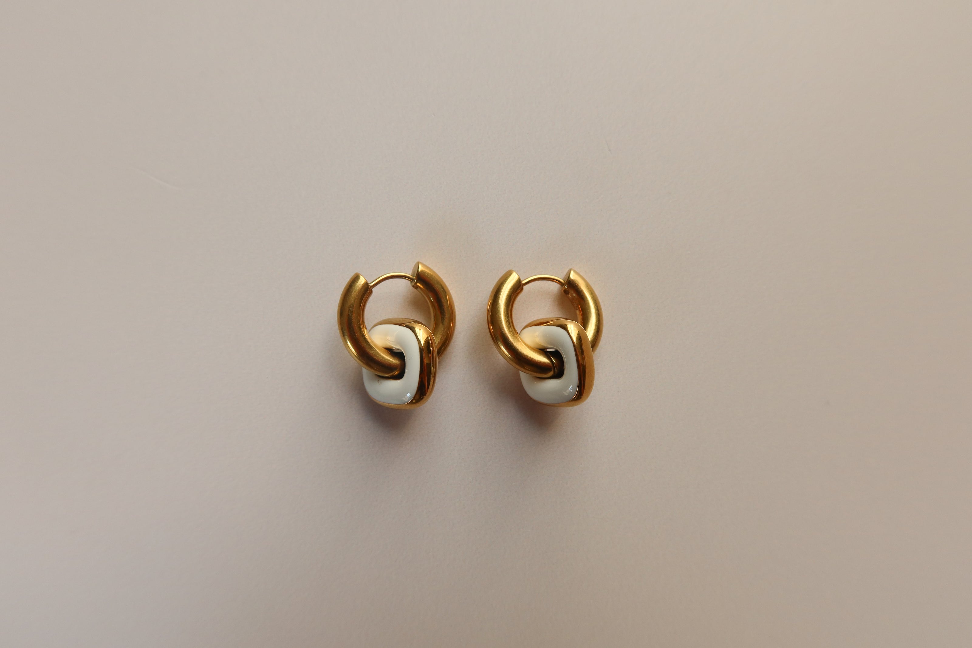 Aretes Morgana Blanco