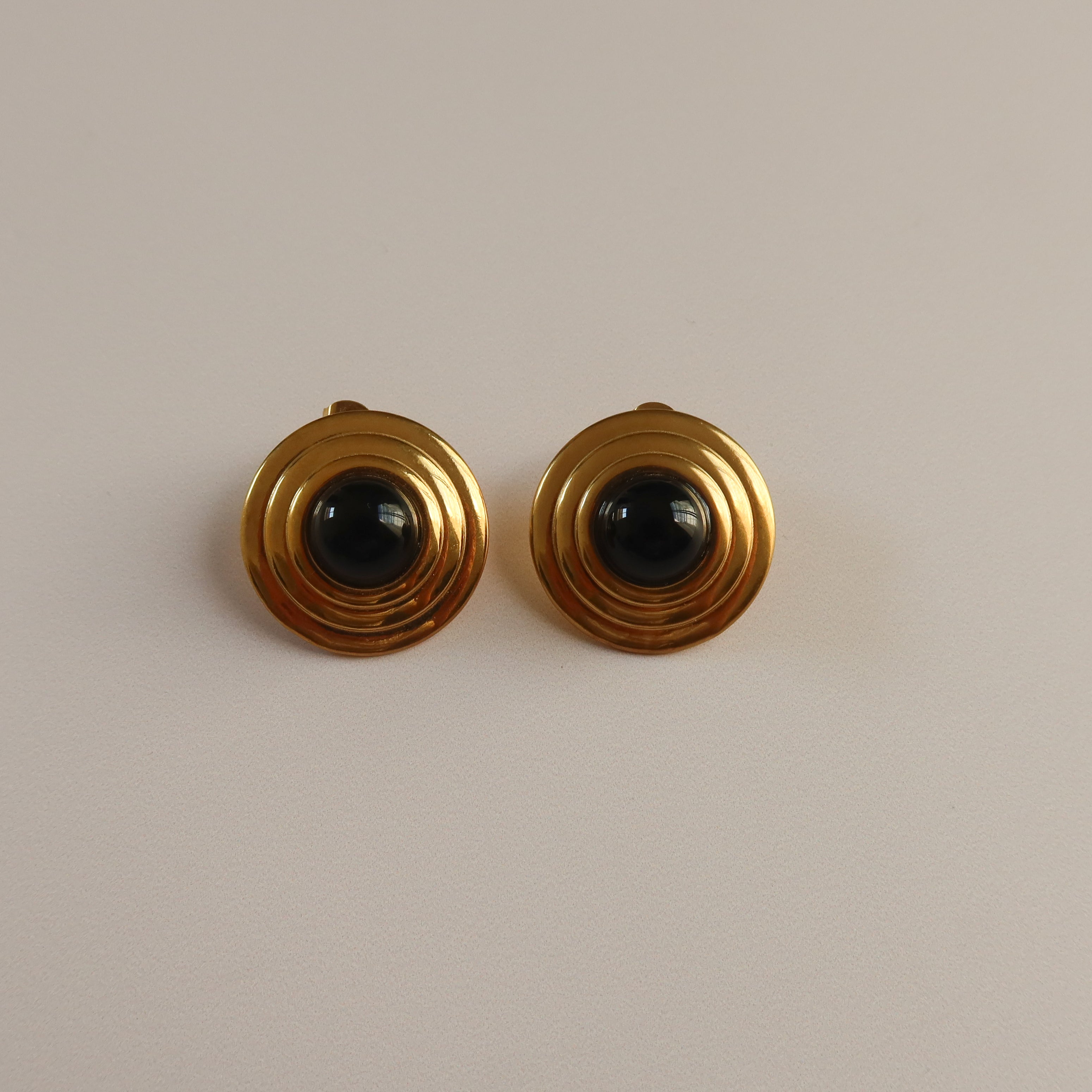 Aretes Eleven Negro