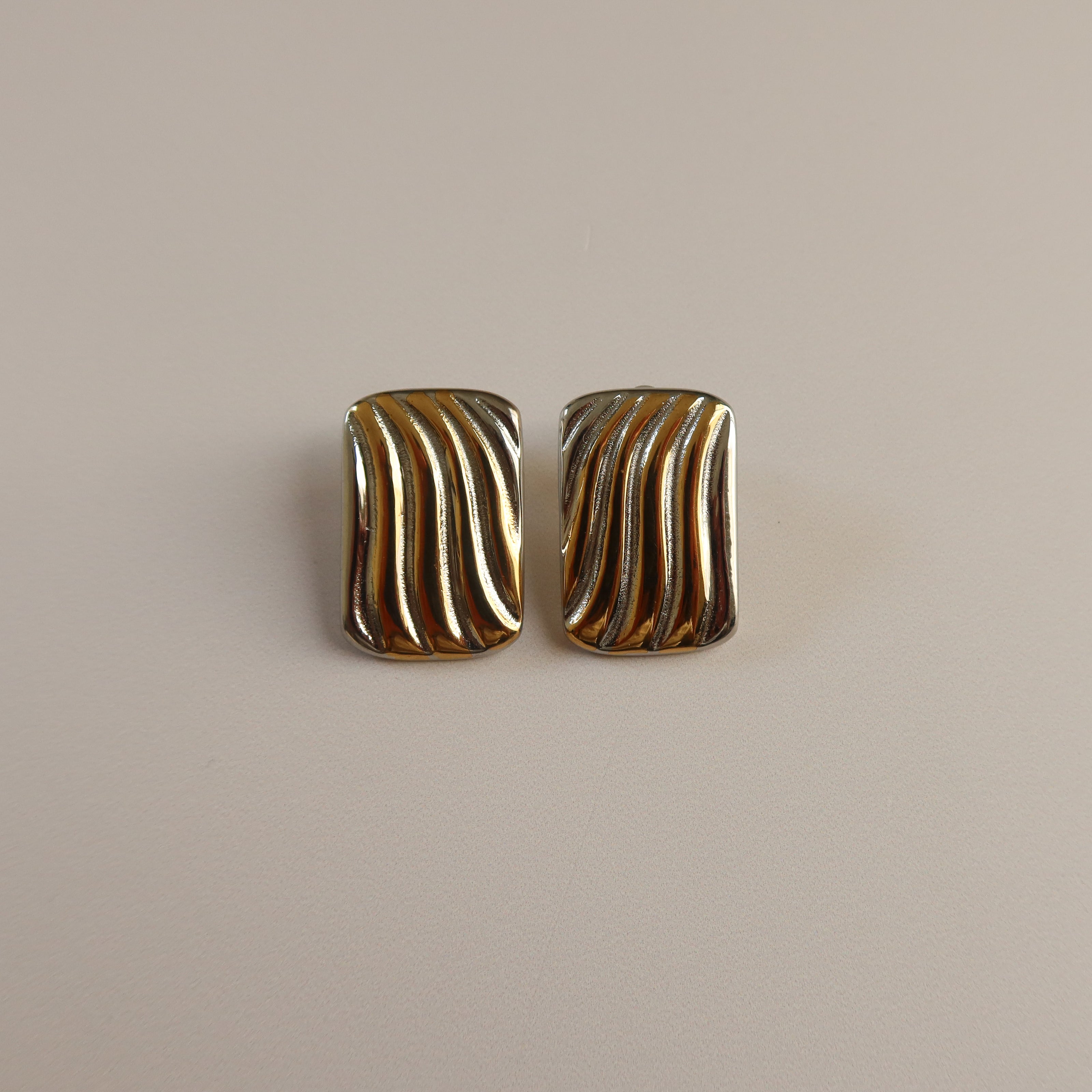 Aretes Maui
