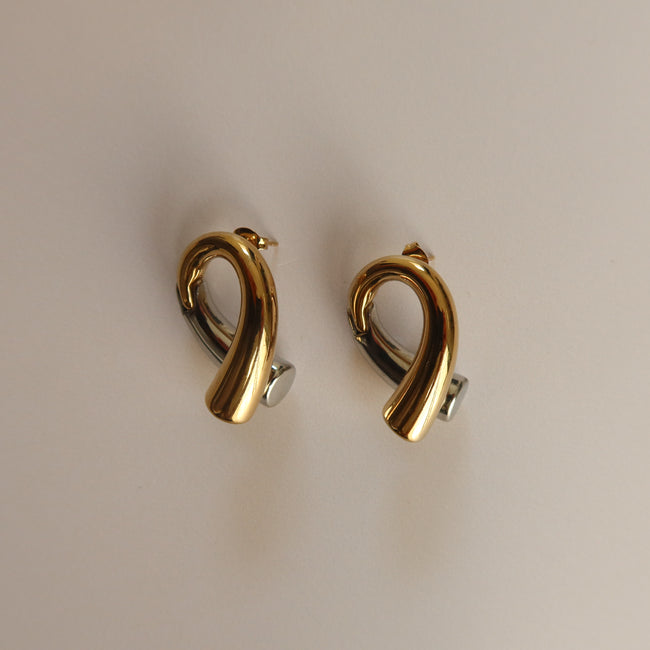 Aretes Octubre