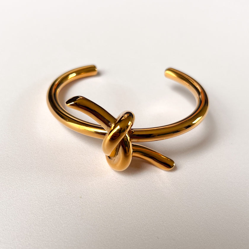 Pulsera Nudo Dorada