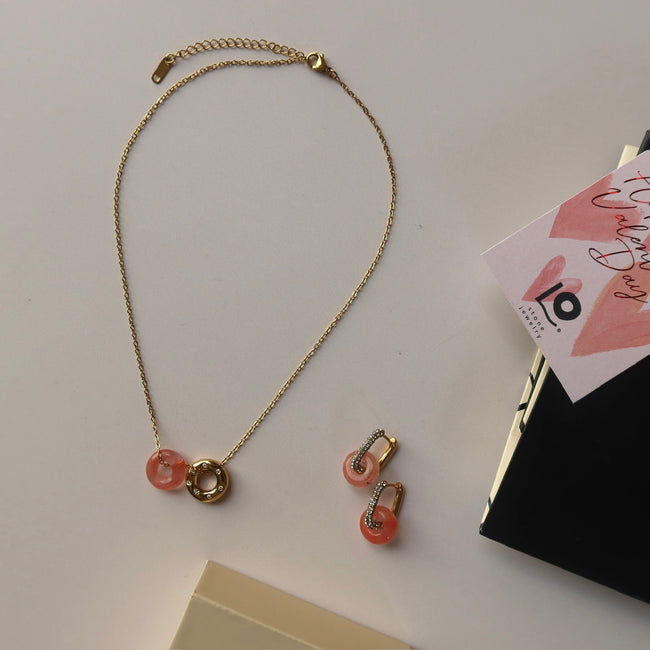BEST SELLER: Collar Malú + aretes de cuarzo medi