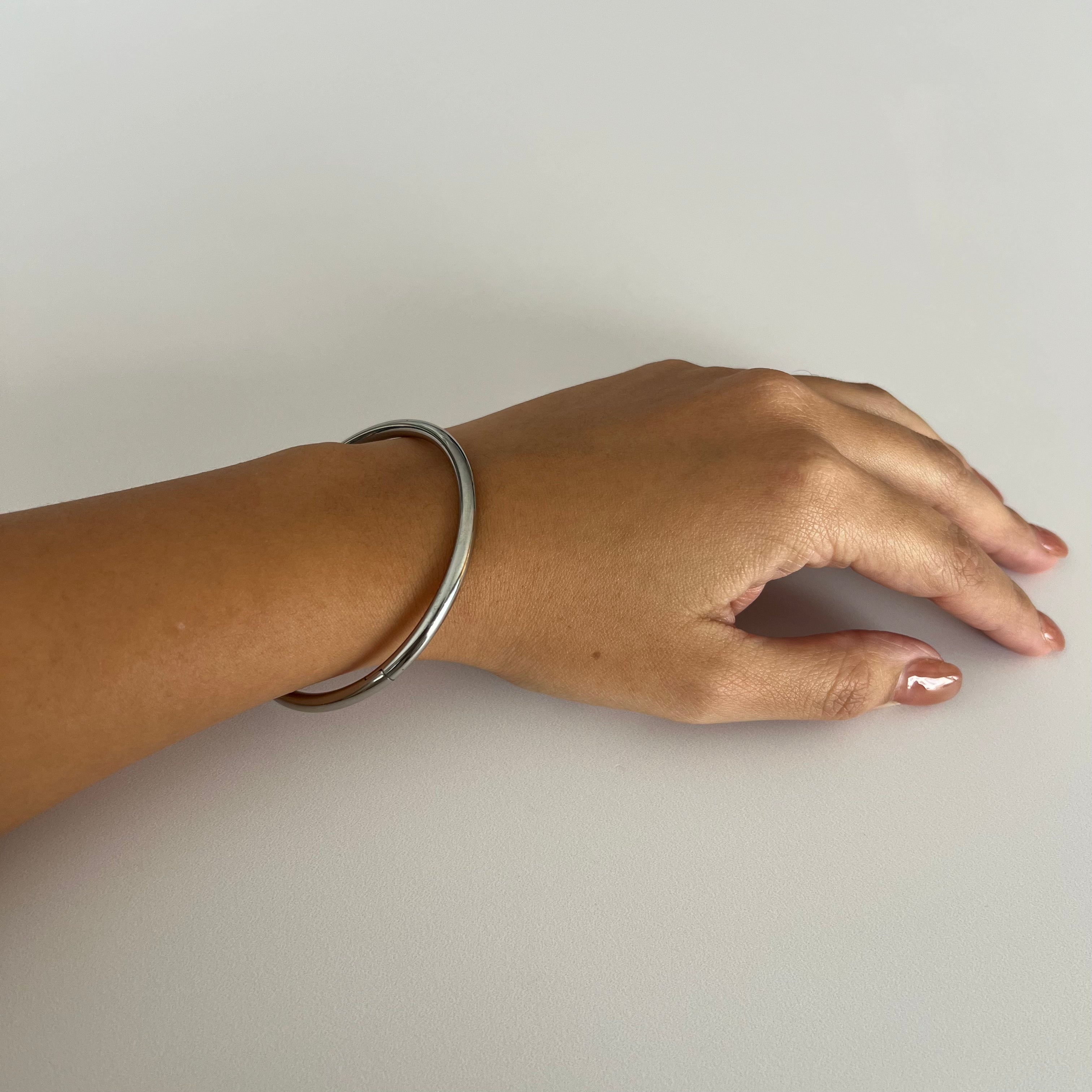 Pulsera Rígida con Bisagra Plata
