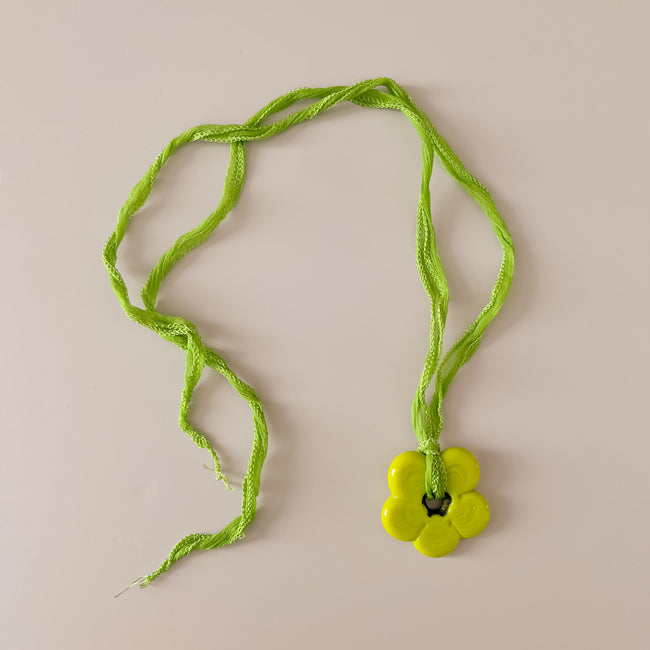 Collar Lule Amarillo Silk