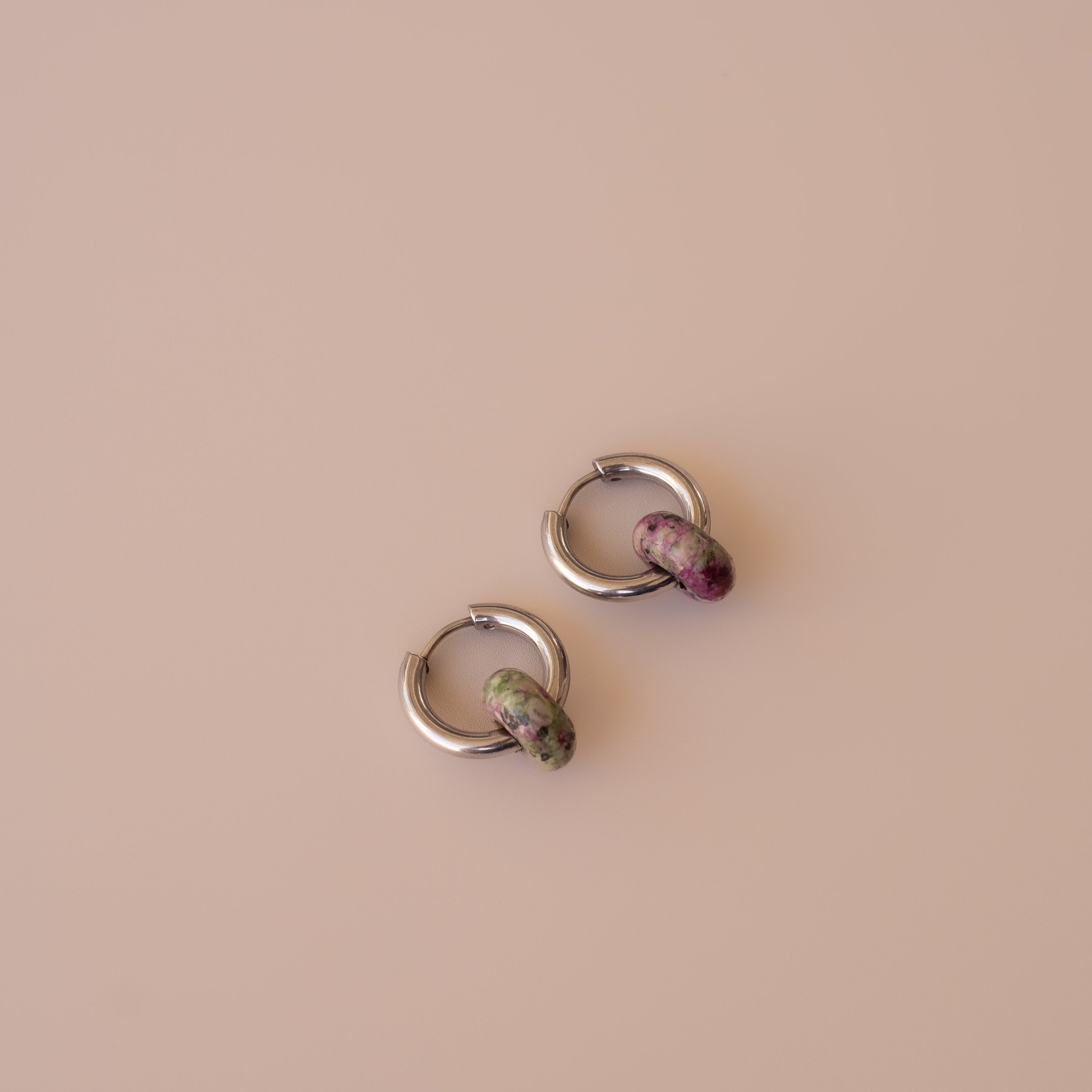 Arete Zoisita Mini