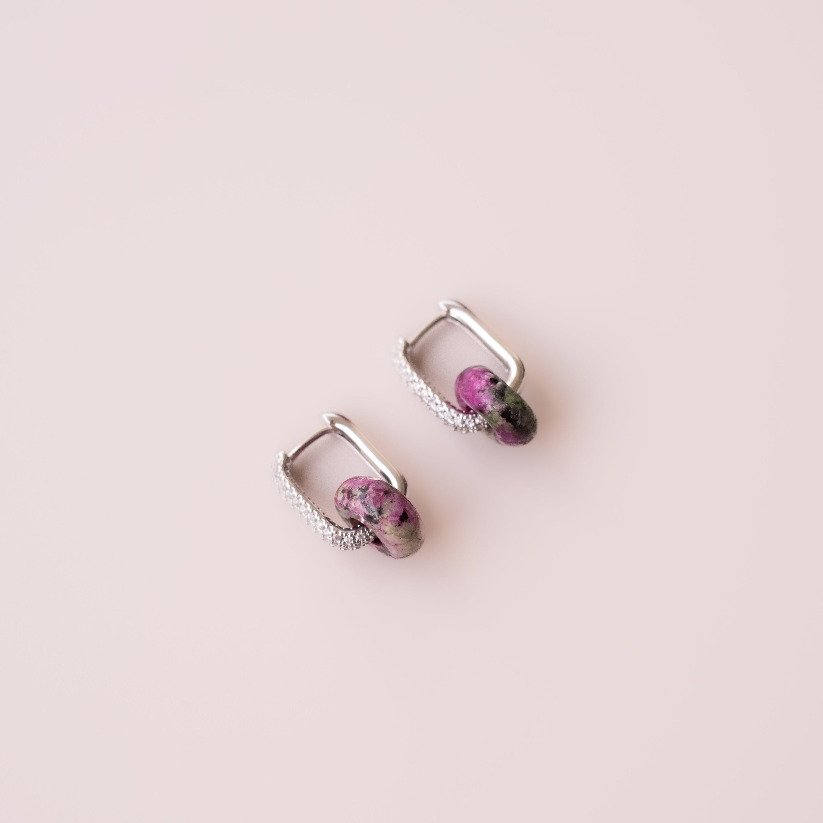 Arete Zoisita Mini