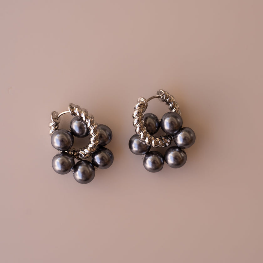 Arete Black Bloom