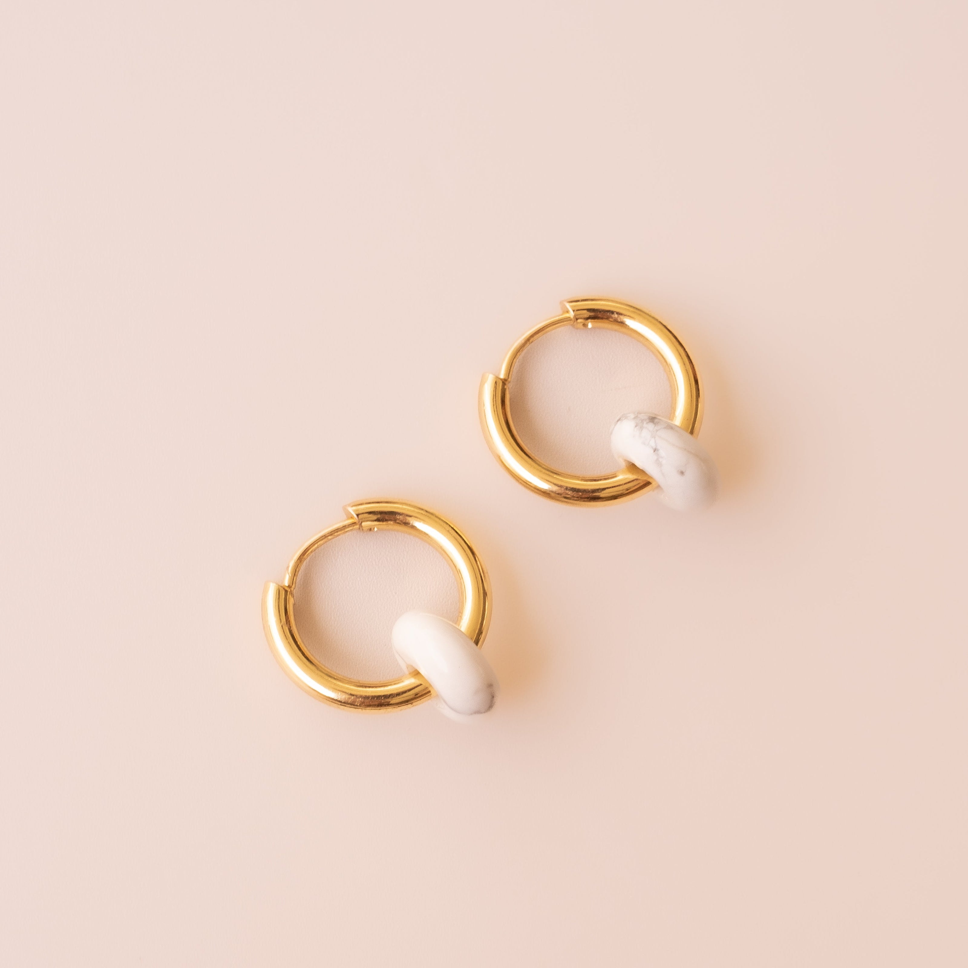 Arete Howlita Mini