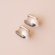 Arete Howlita Medi