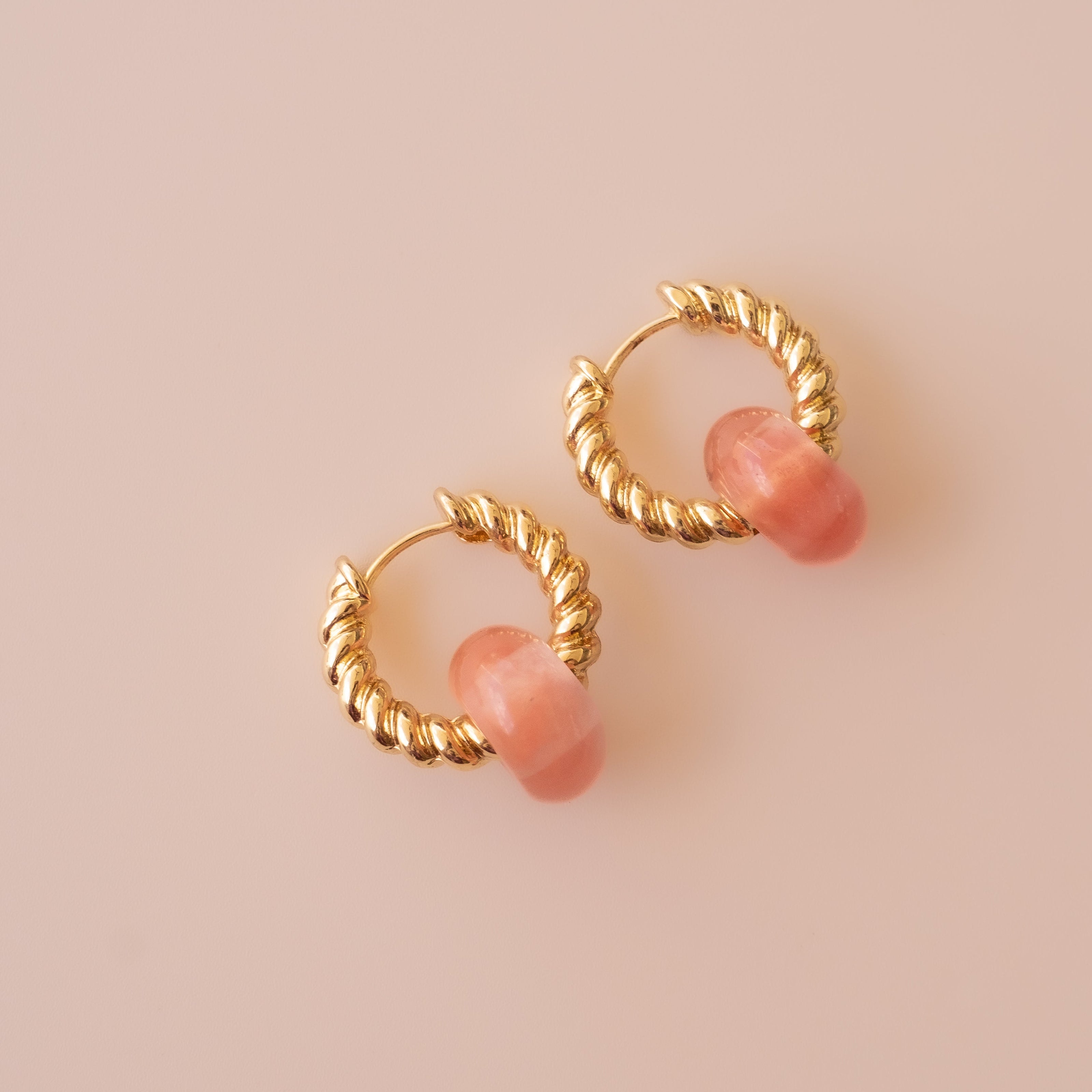Arete Cuarzo Cherry Medi